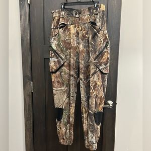 Men's XL Camo Hunting Pants Insulated Scent Blocker Bone Collector